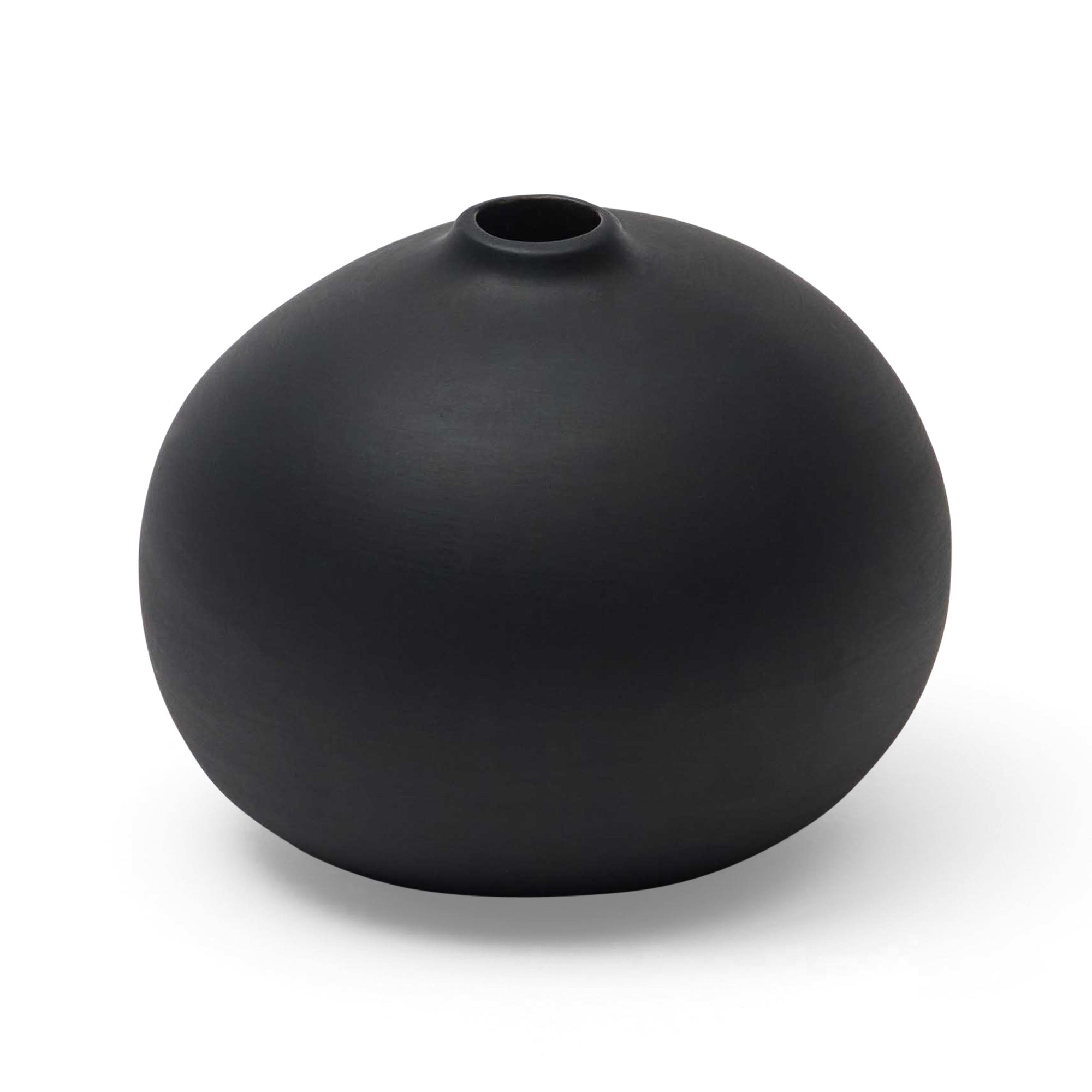 Taro Vase Black Small Ex-Display