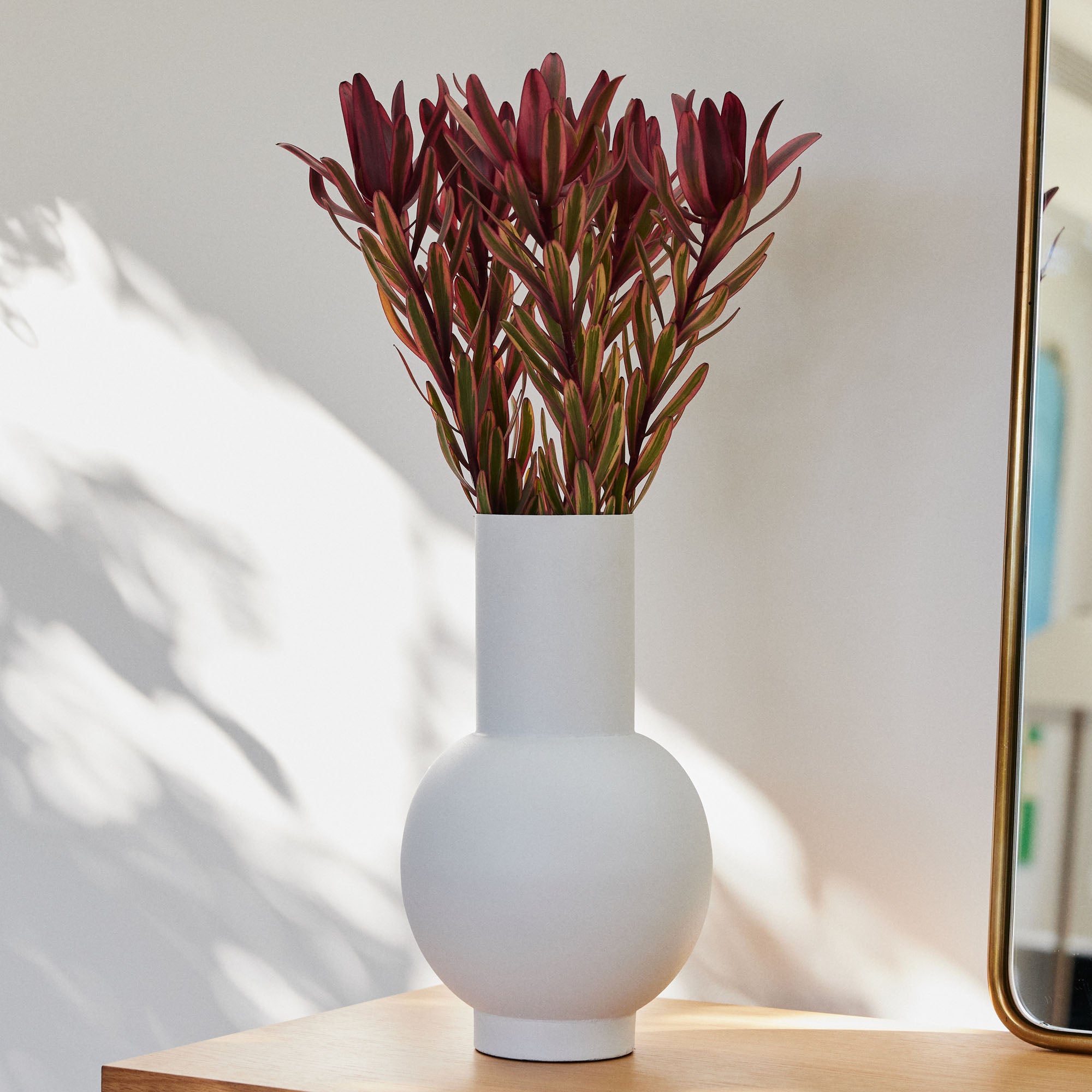 Uberti Bulb Vase White Ex-Display