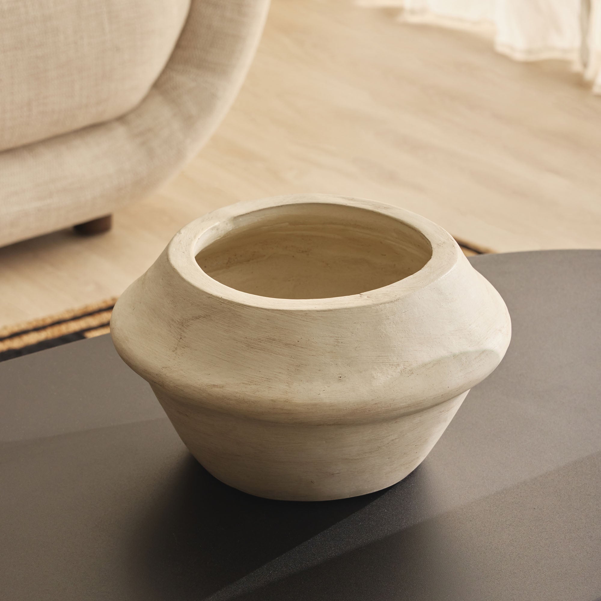 Harta Vase White